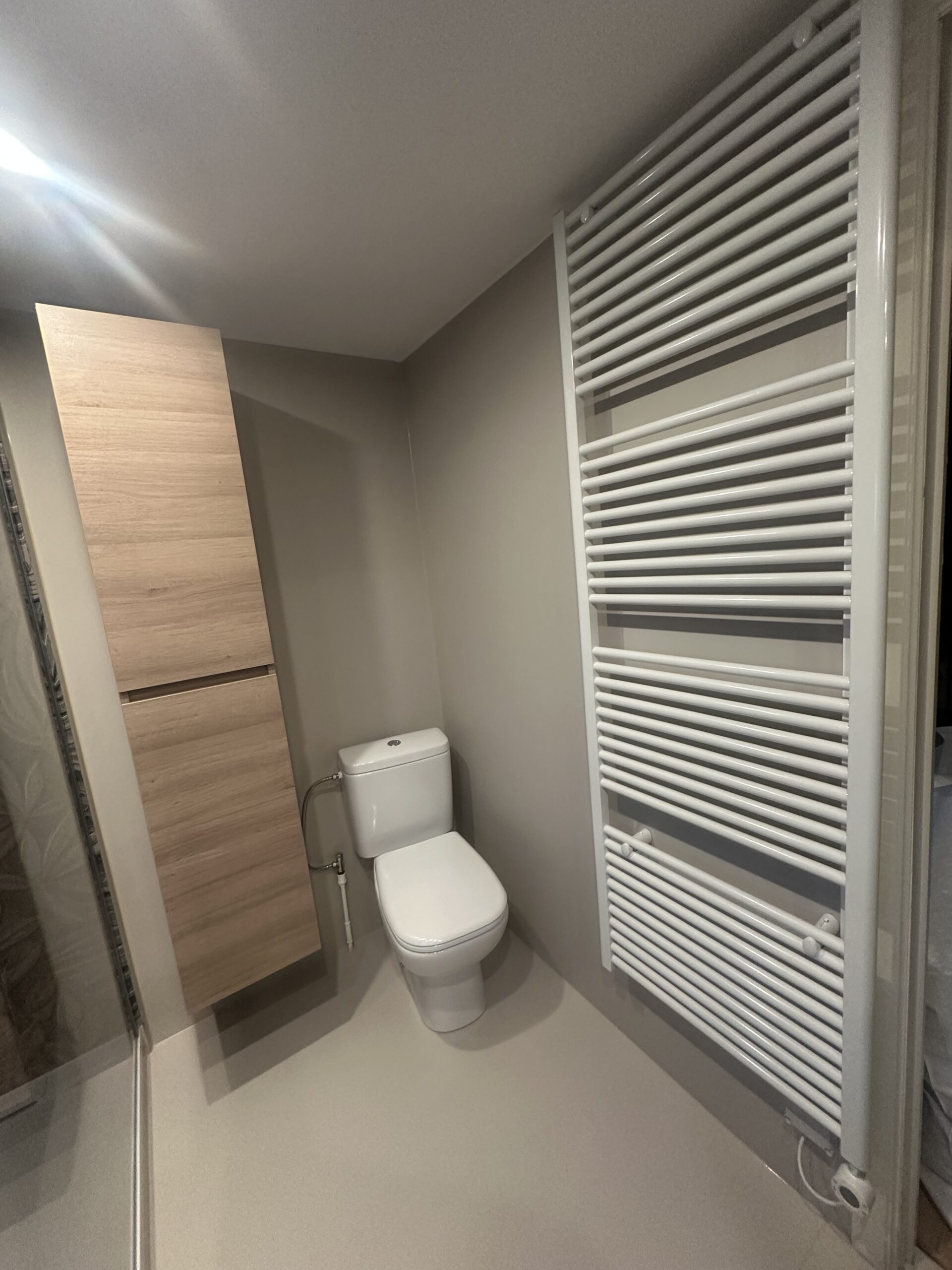 Douche met wandpanelen Warpy Projects